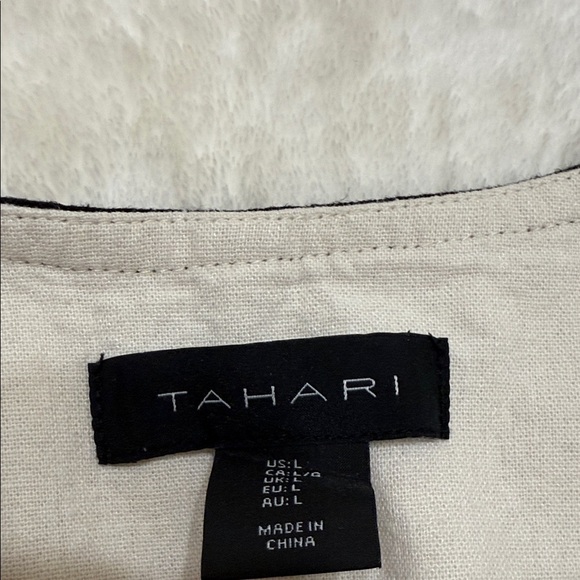 Tahari Ivory Vest with Ebony Edging - Picture 2 of 5